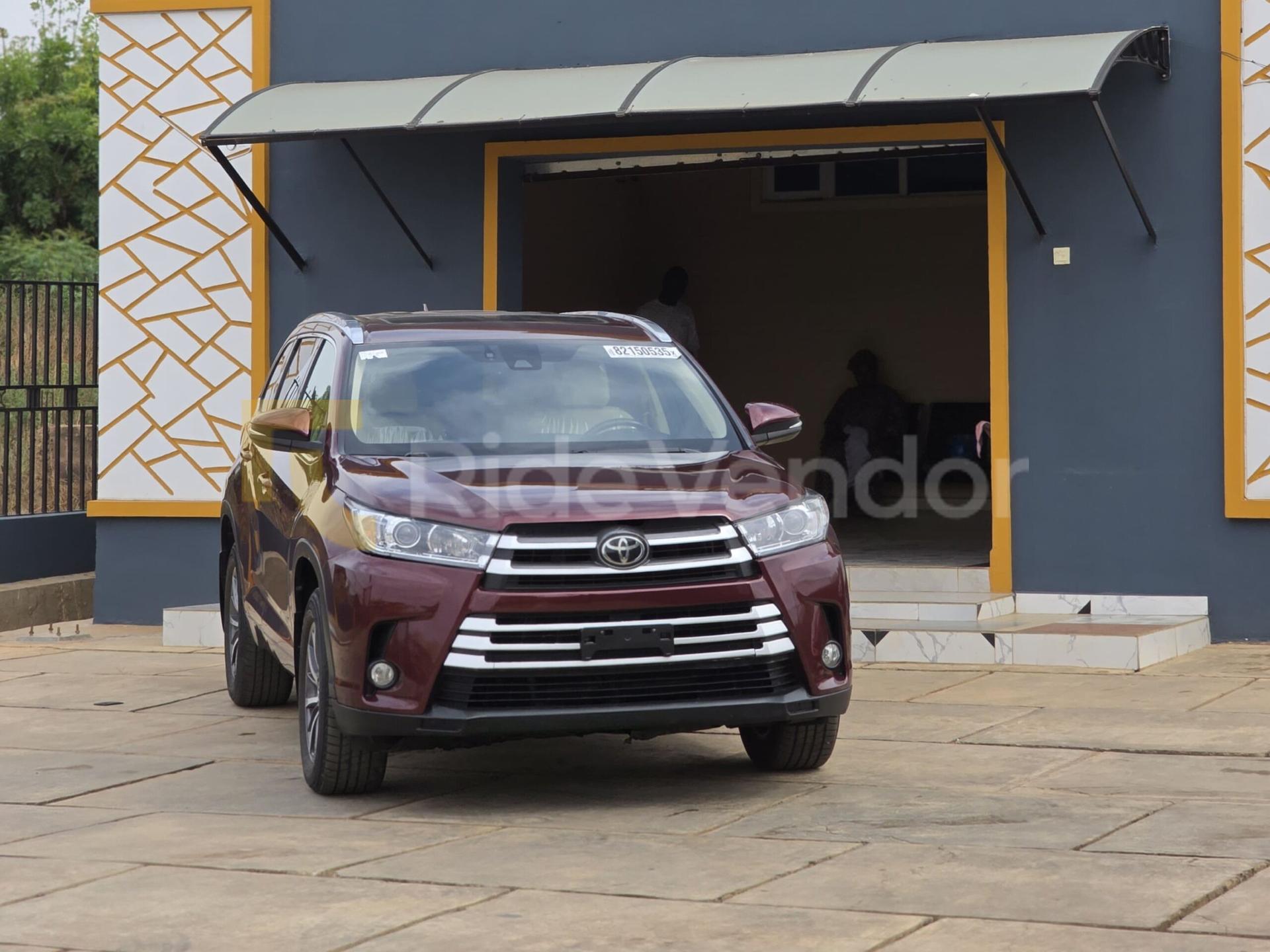 2019 Toyota Highlander XLE AWD — photo 2
