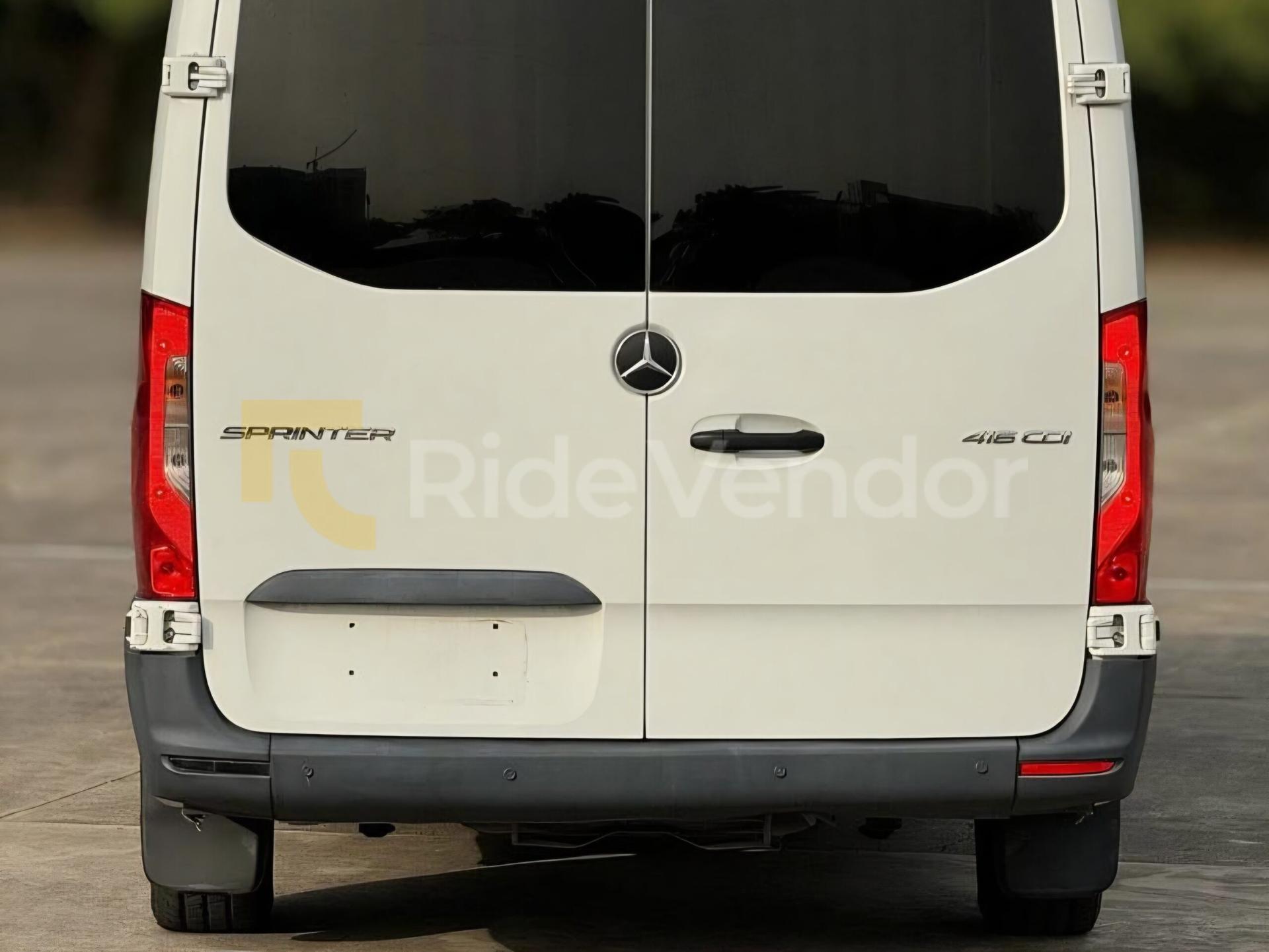 2022 Mercedes-Benz Sprinter — photo 2