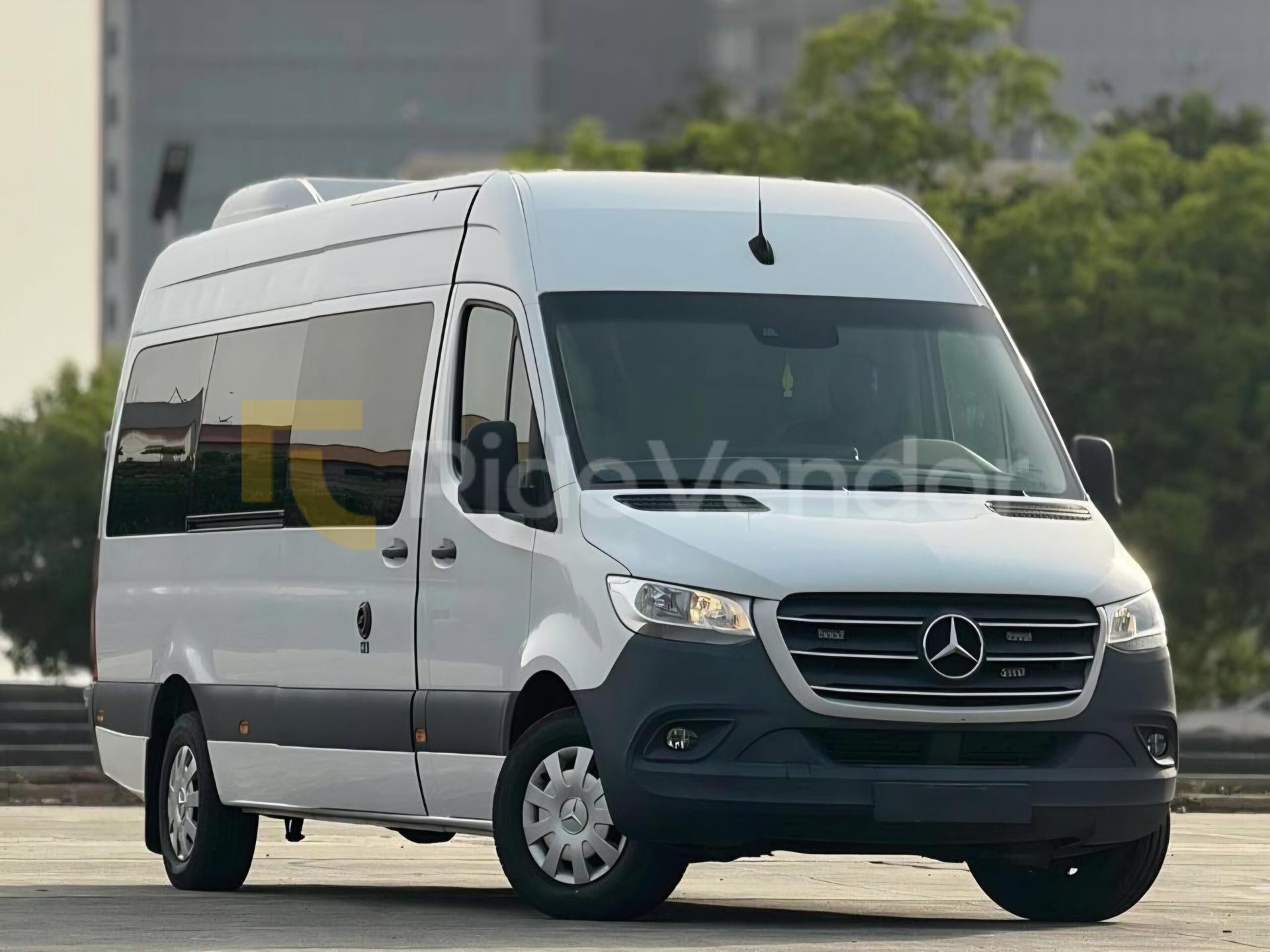 2022 Mercedes-Benz Sprinter — photo 3